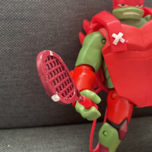 Hotwheels Teenage Mutant Ninja Turtles Party Wagon and Action Figure - Picture 5 of 8